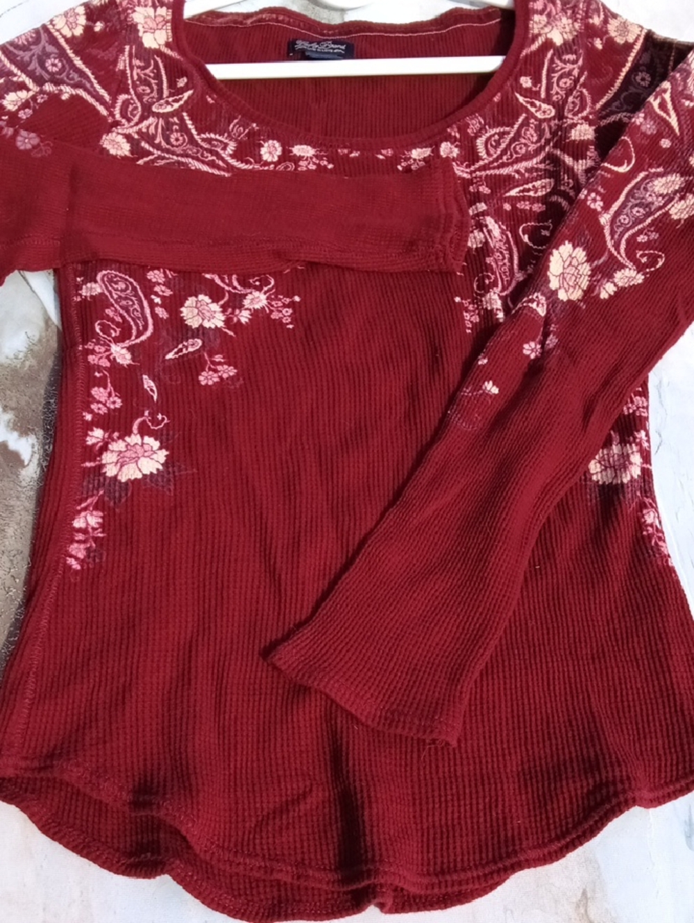 Lucky Brand Red Floral Scoop Neck Ribbed Top - Picture 1 of 6